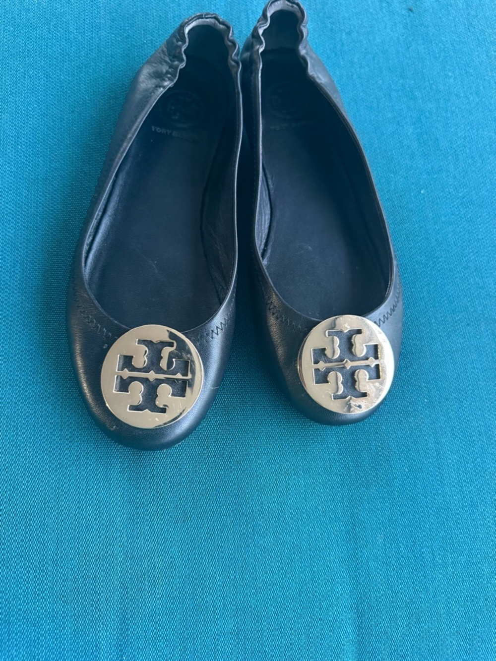 Tory Burch Black Leather Ballet Flats with Gold Logo Emblem - Picture 3 of 9